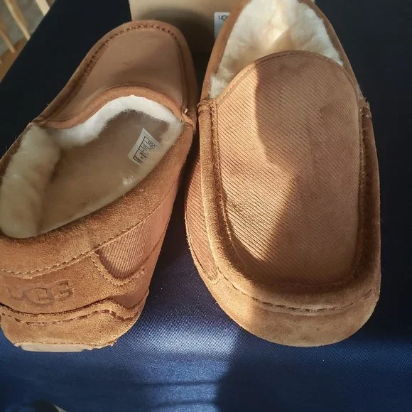 UGG | Shoes | Ugg Ascot Corduroy Driver Ii Men | Poshmark display picture 3